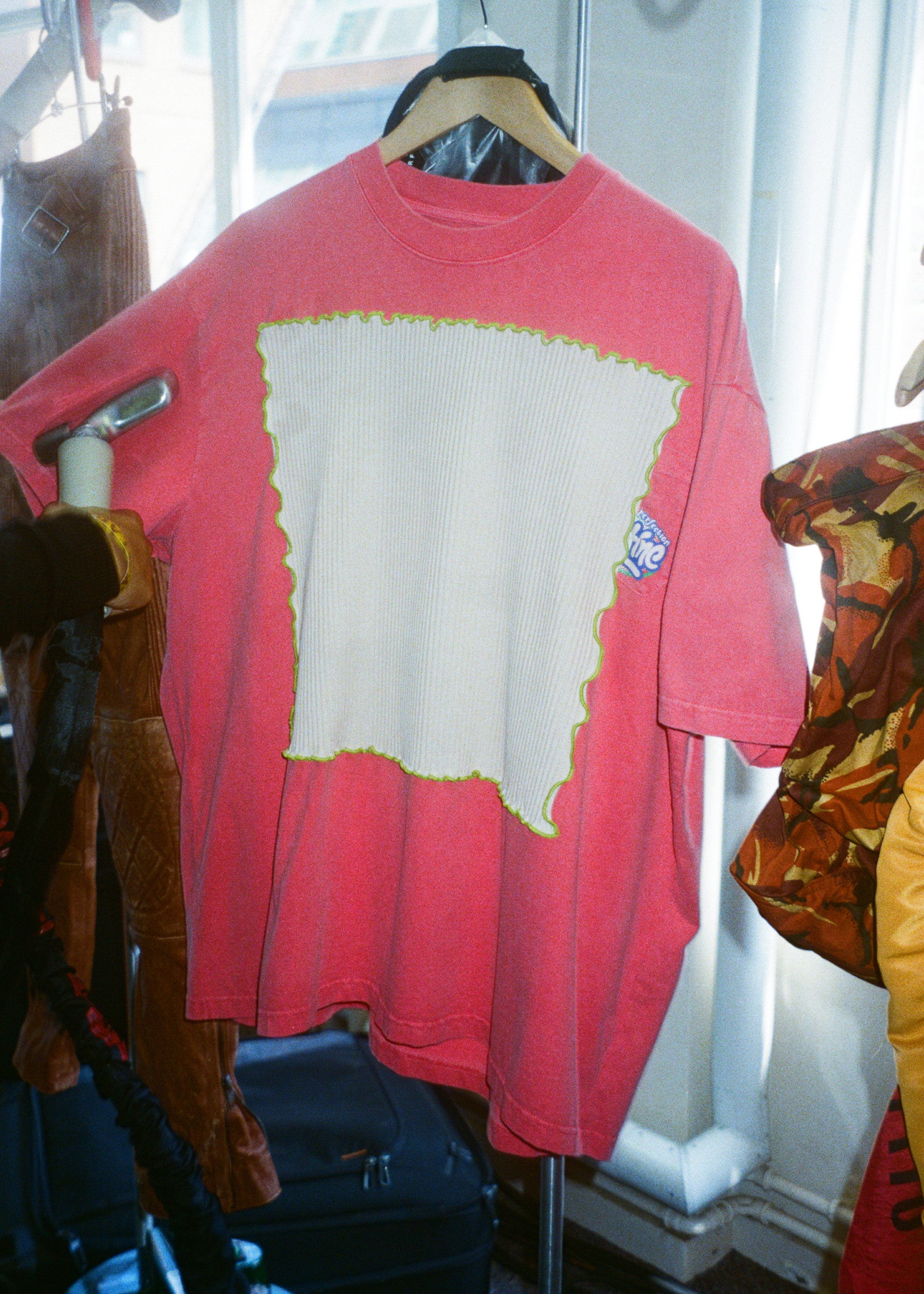 Martine Rose Window T-Shirt maglietta rosa oversize