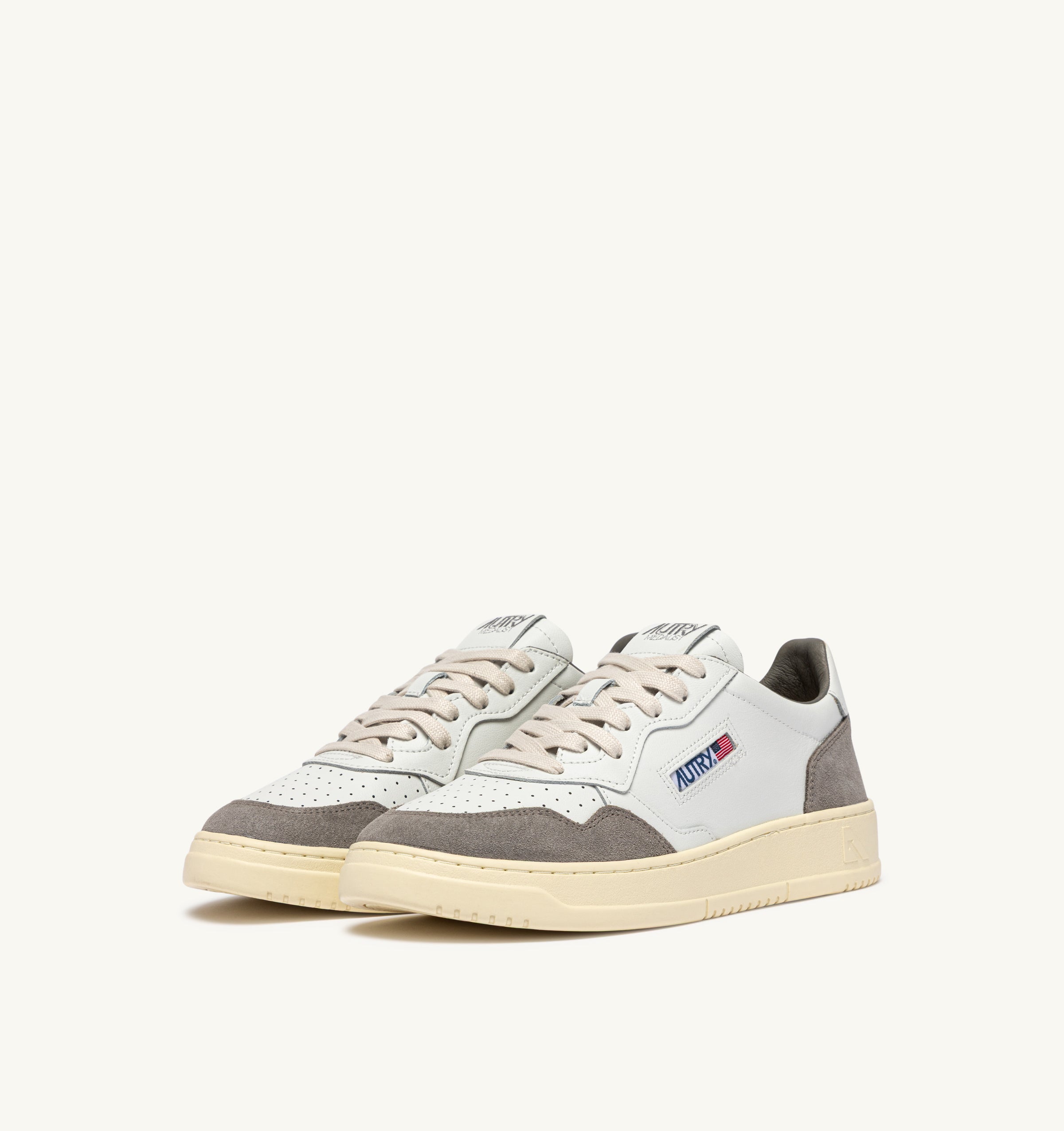Autry Medalist Low AULM-FT15 Sneakers Uomo White Cemento