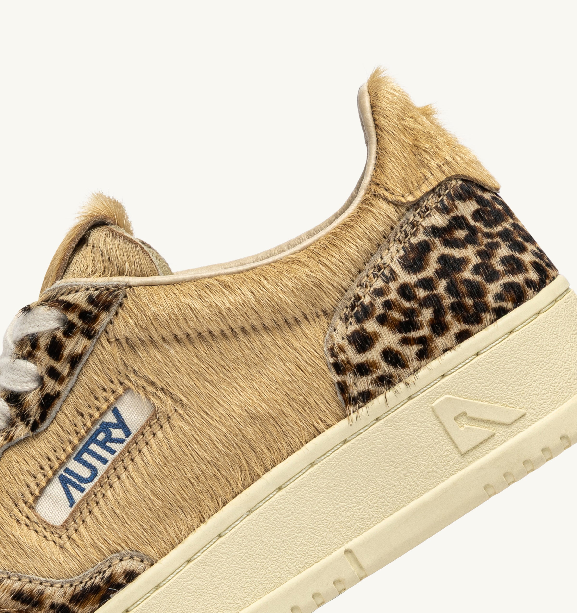 Autry Medalist Low AULW-JA02 sneakers donna Safari Leo Zebra