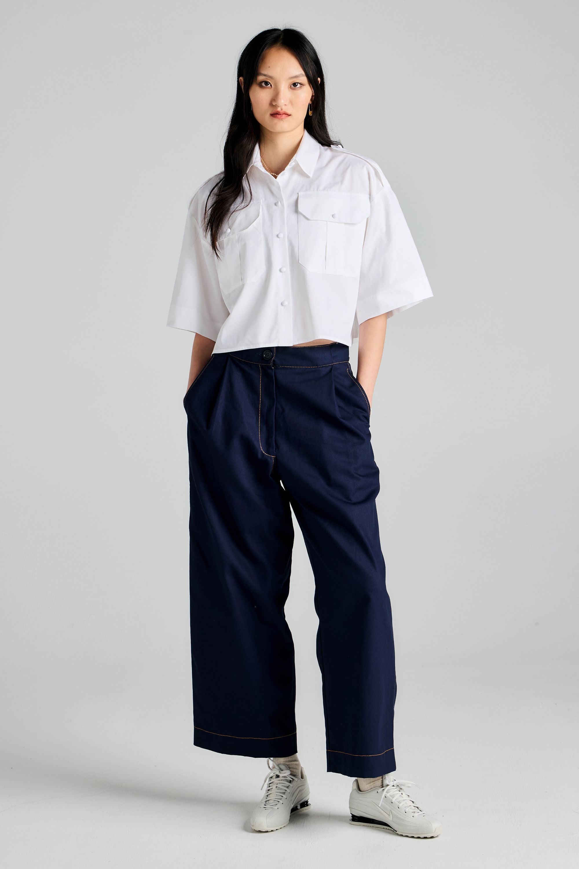 Karen Walker Avante Pantaloni cotone bio blu navy
