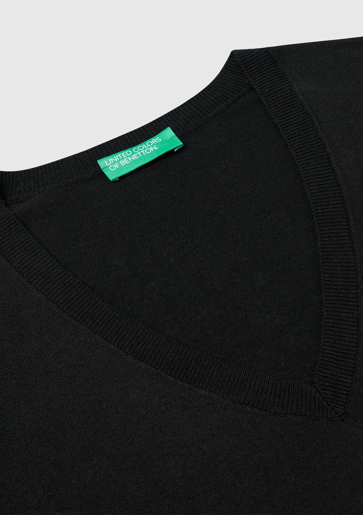Benetton 1zred402l Maglione Donna Scollo V Nero