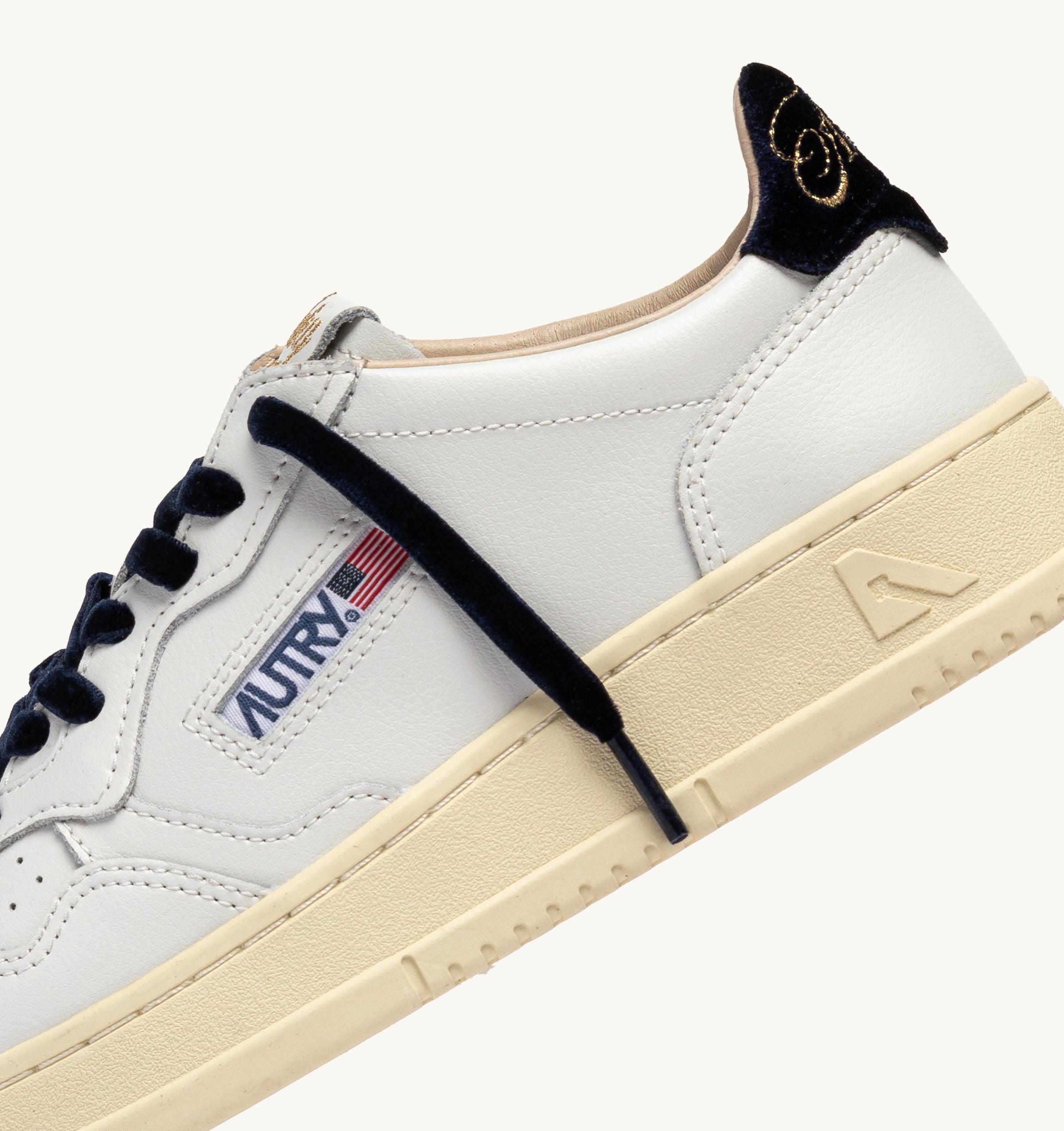 Autry Medalist Low AULW-VZ02 sneakers donna white navy pelle