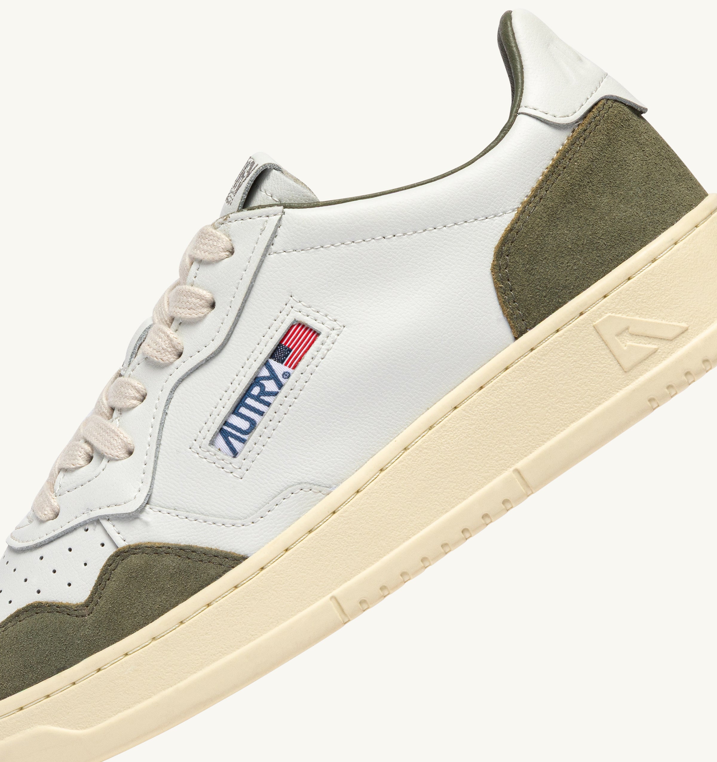 Autry Medalist Low Sneaker Uomo Bianco Verde Pelle
