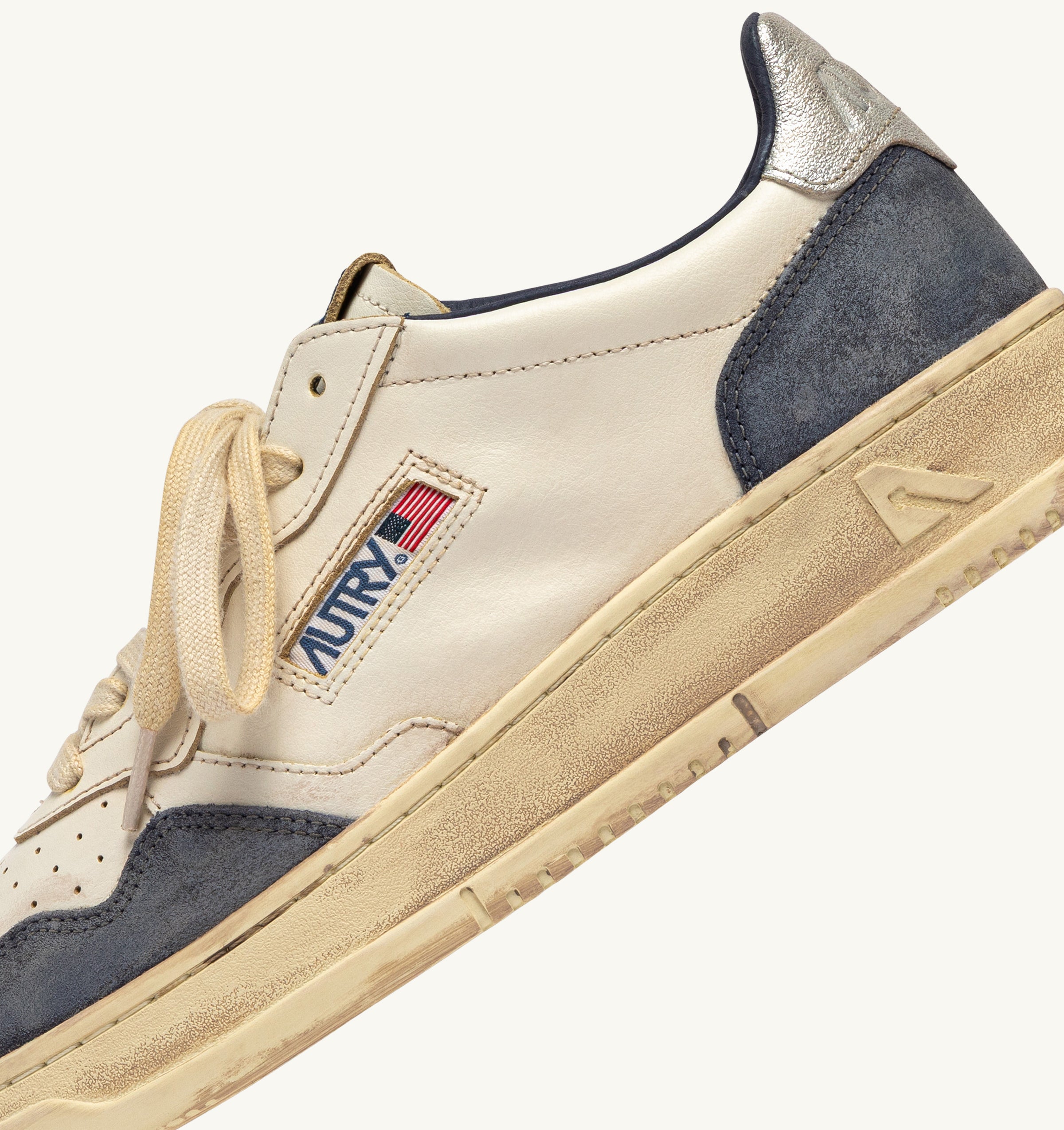 Autry Medalist Low AVLM-LS07 sneakers uomo Space Blue Silver pelle