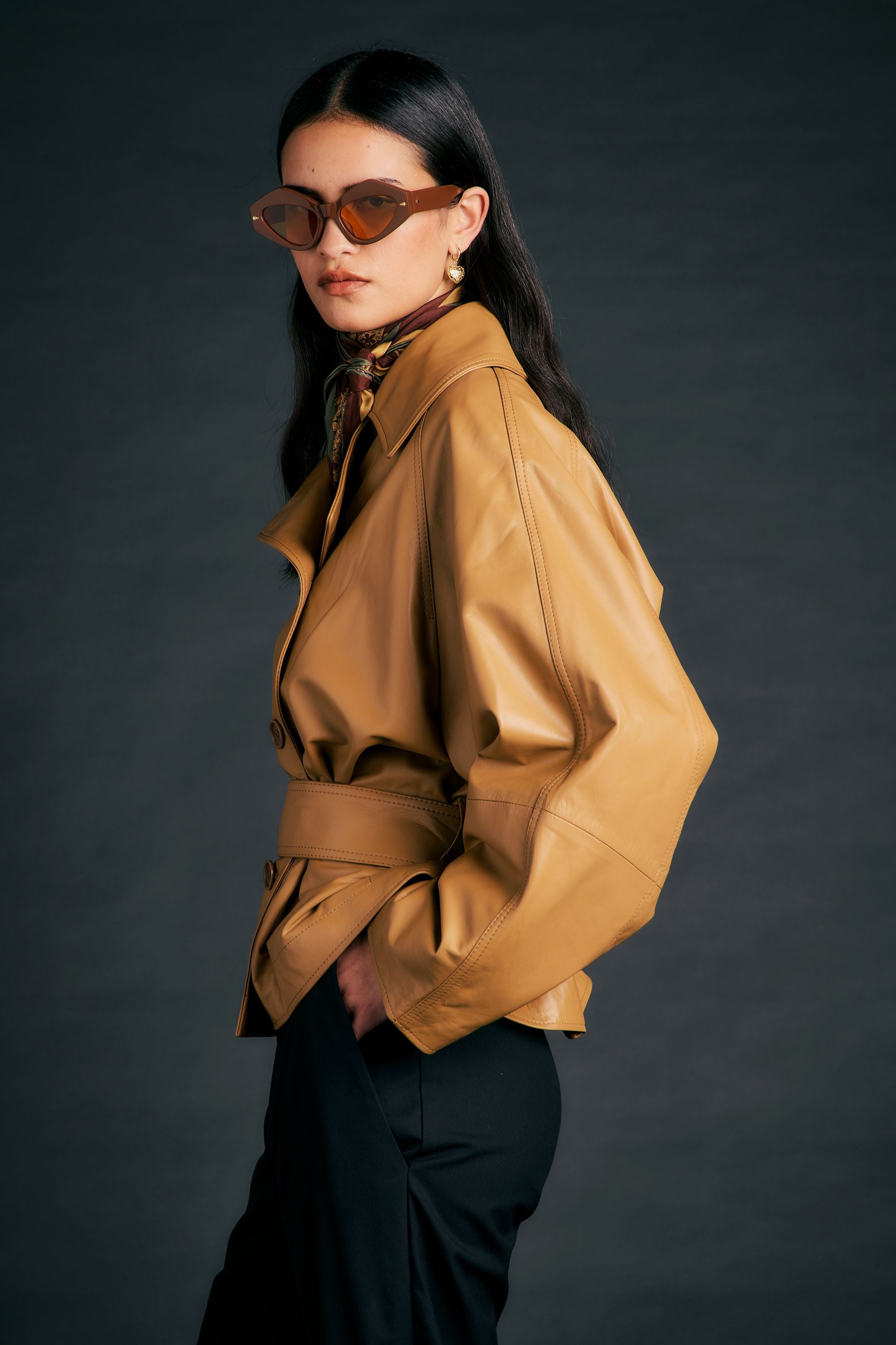 Karen Walker Leather Cropped Underground Coat giacca pelle tan unica