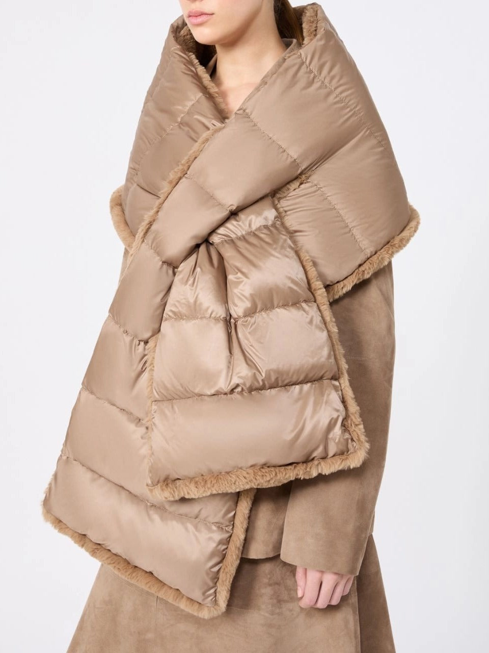 Max Mara The Cube MTCPIACERE stola argilla piuma