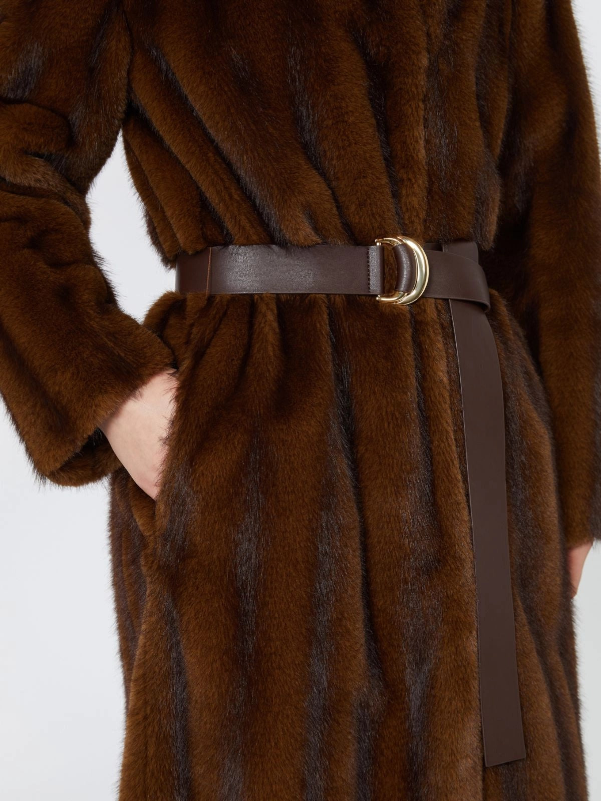 Max Mara Studio MSTORMA001 cappotto nocciola pelliccia