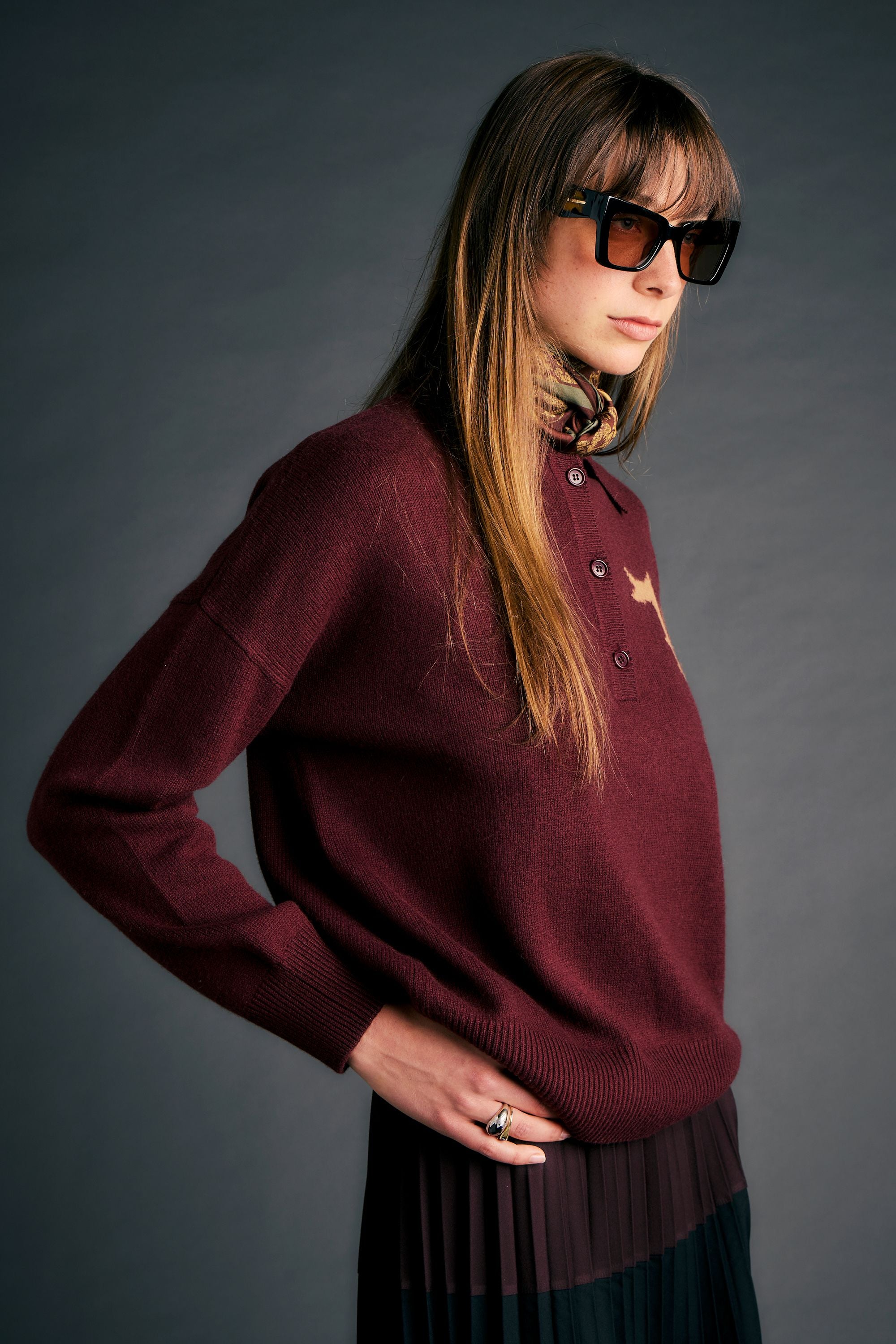Karen Walker K Flag Polo maglia merino mogano