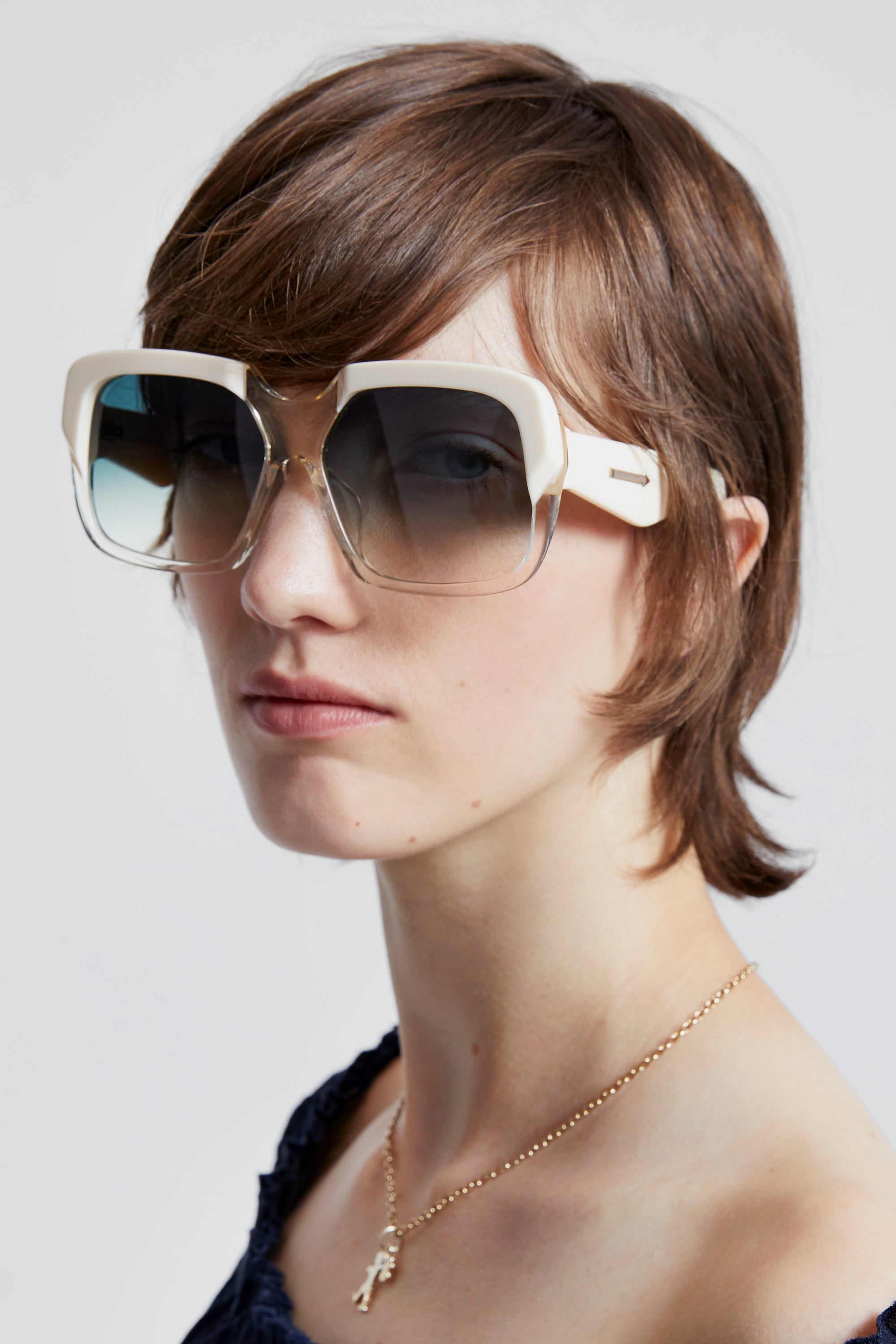 Karen Walker Asscher occhiali da sole Ivory Sand