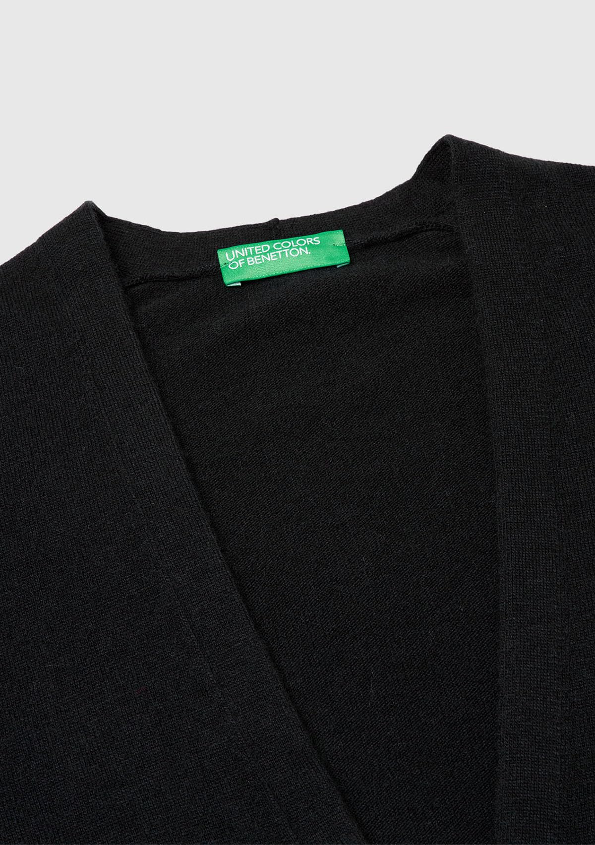 Benetton Maglieria Cardigan Donna Scollo V Nero Morbido