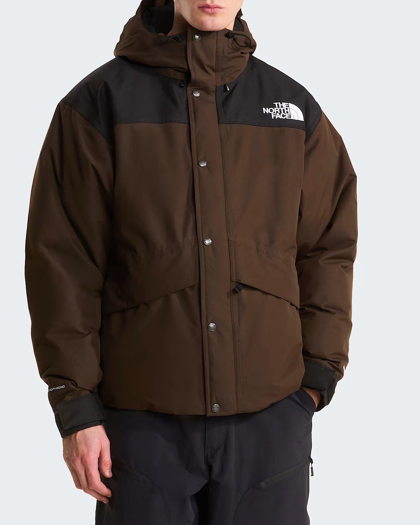 The North Face Mountain Down NF0A8D1V giacca Dark Chestnut