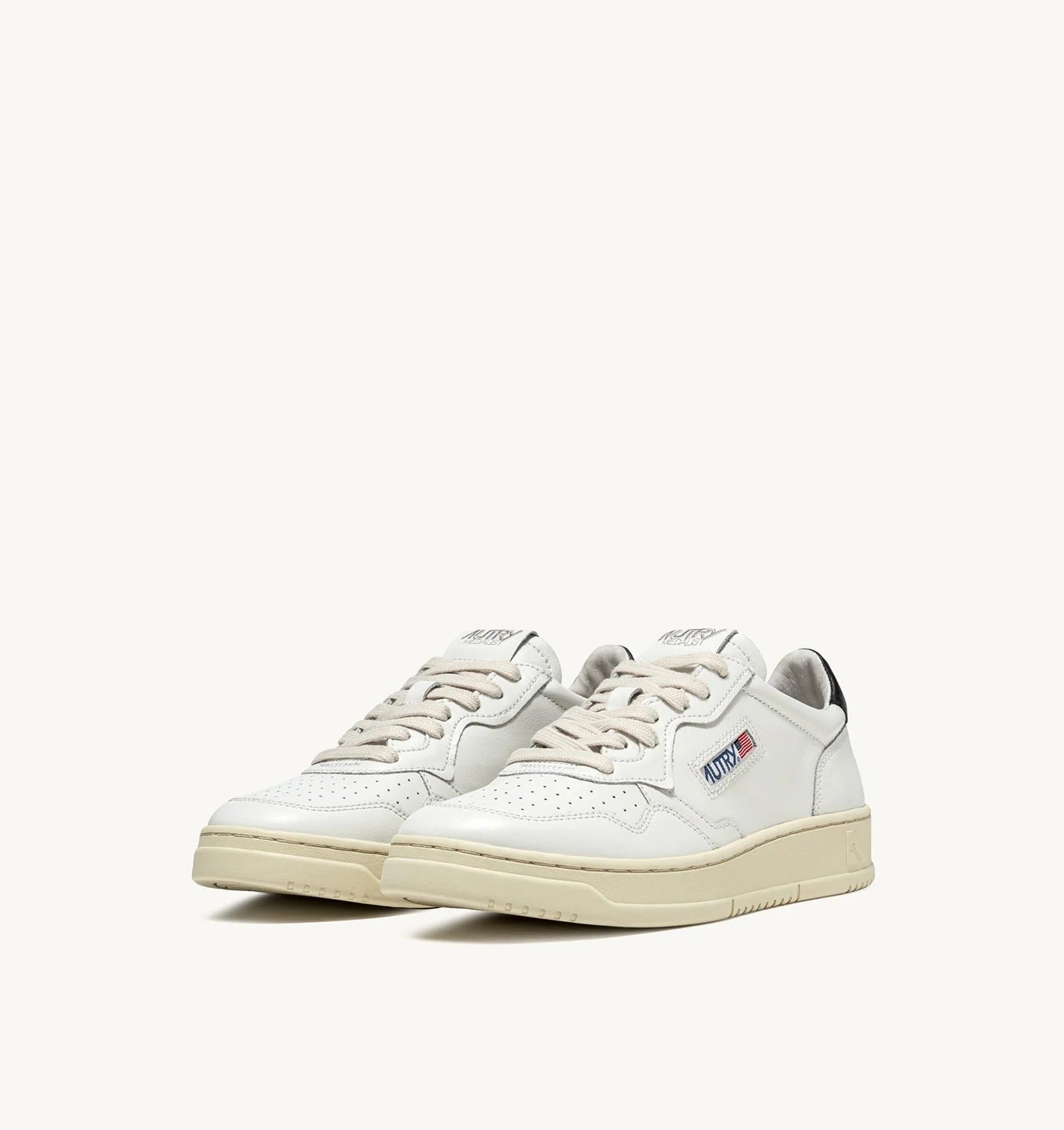 Autry Medalist Low AULM-LL22 Sneakers Bianche Nero