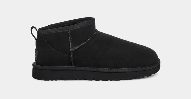 UGG Classic Ultra Mini 1116109 stivaletti neri montone