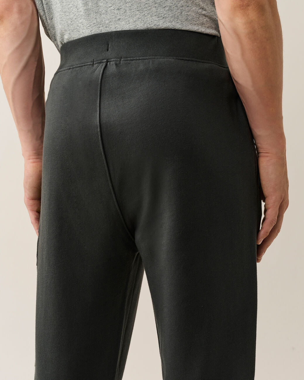 C.P. Company 21CMSP717A pantaloni felpa raven uomo