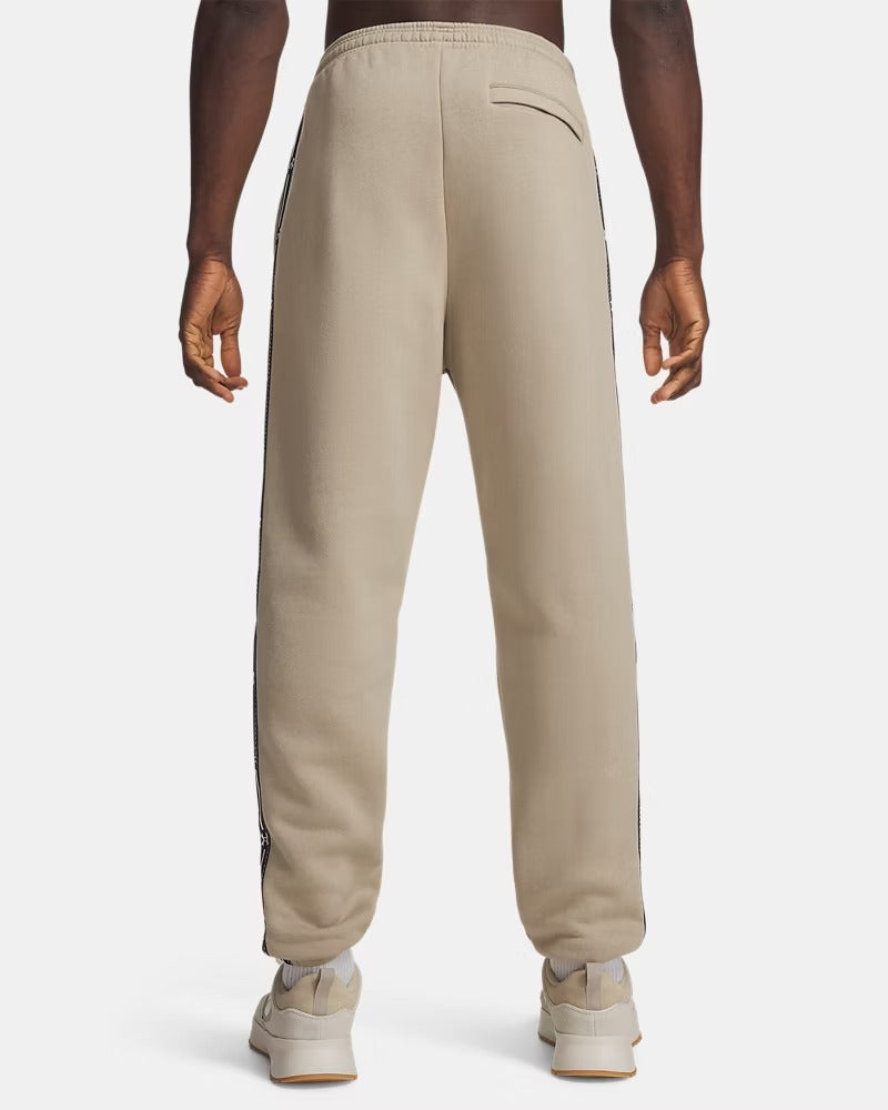 Under Armour Icon Fleece Taped 6013457 Jogger City Khaki