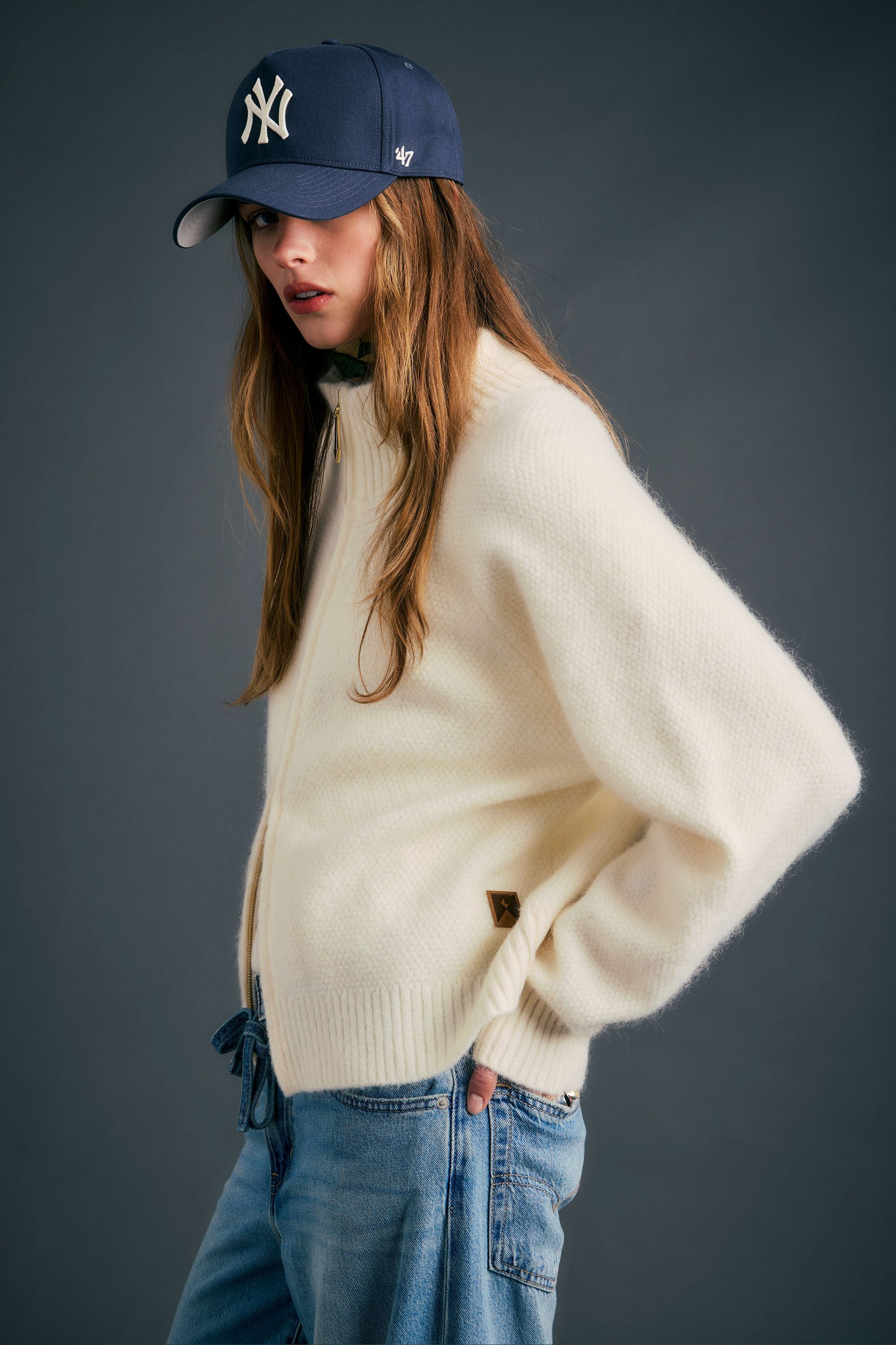 Karen Walker Nestle Knit Bomber maglia Ivory mohair zip