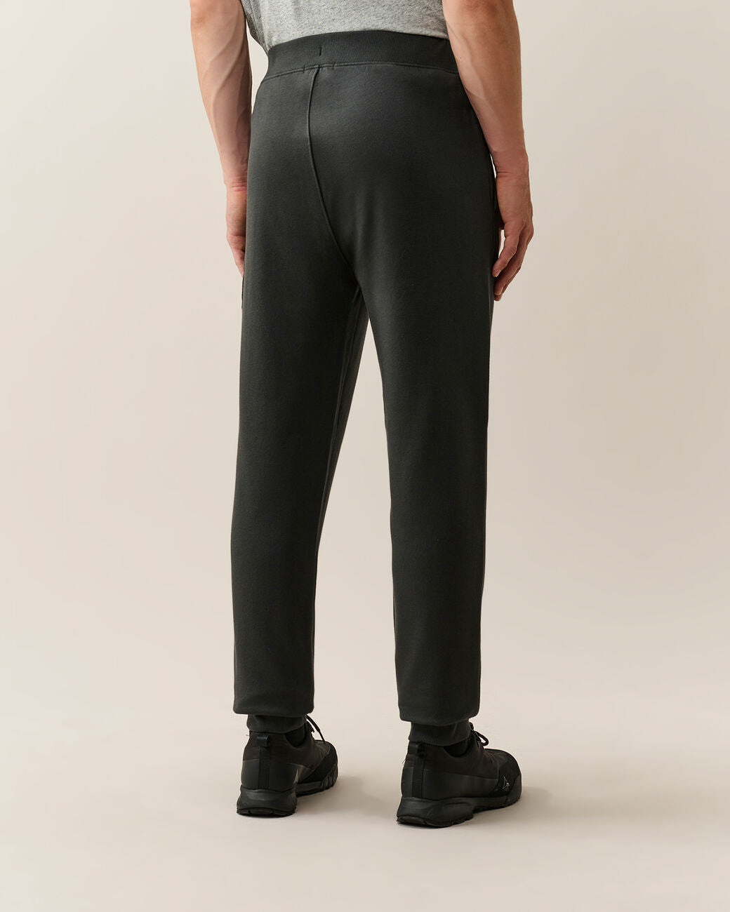 C.P. Company 21CMSP717A pantaloni felpa raven uomo