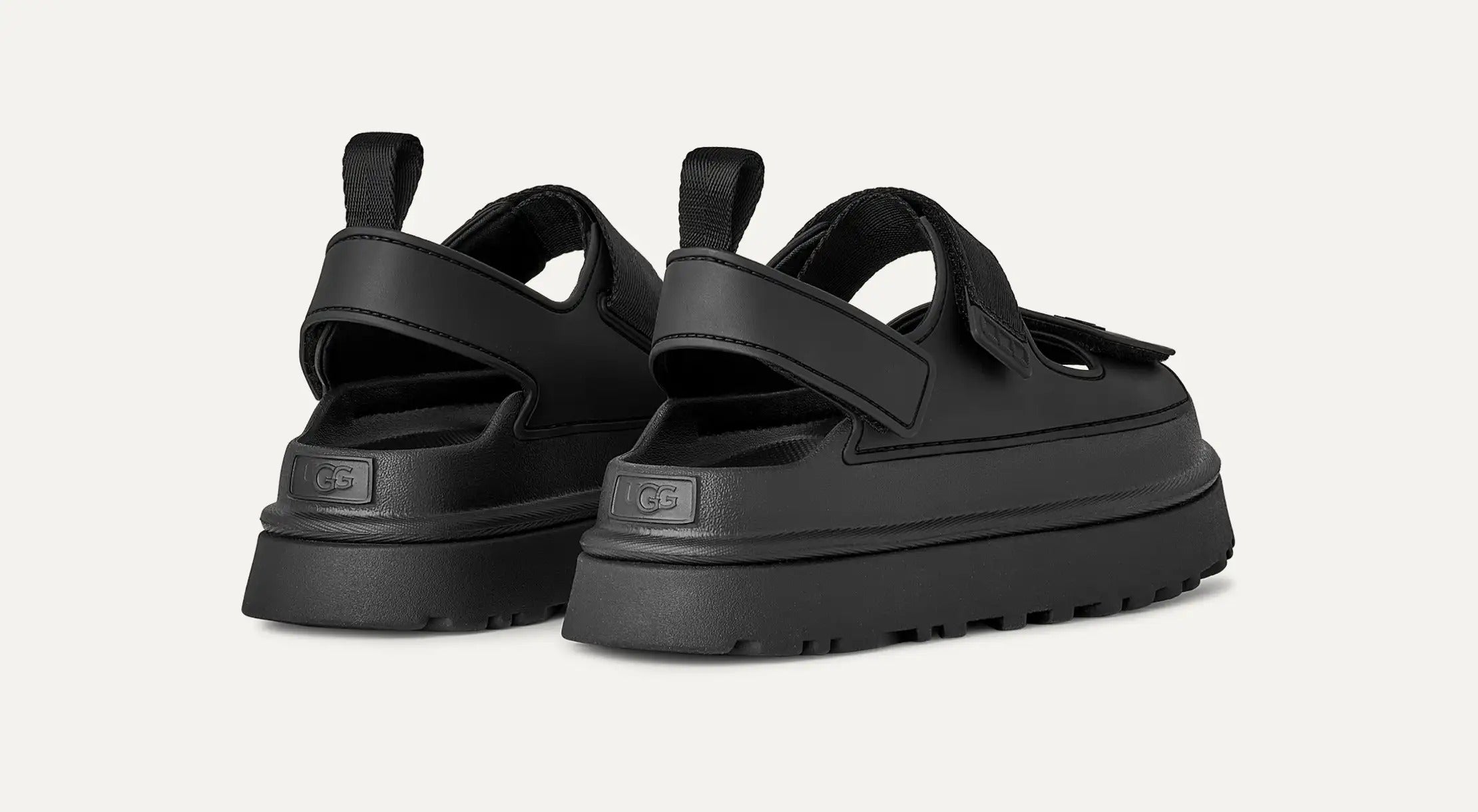 UGG GoldenGlow 1152685 sandalo nero plateau