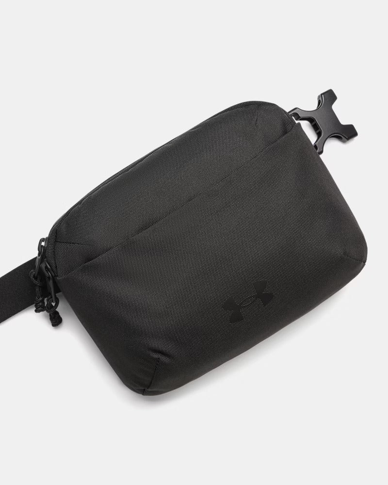Under Armour Essential 77-6011275 borsa tracolla nera idrorepellente