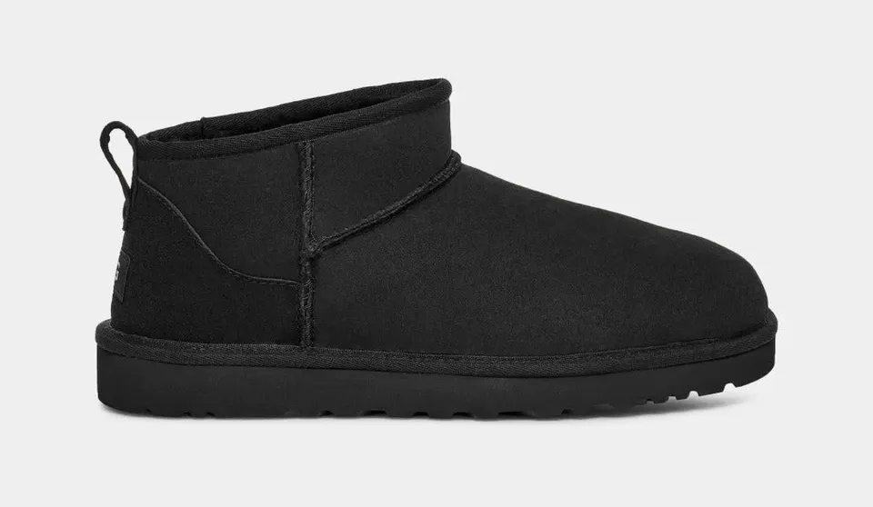 UGG Classic Ultra Mini 1137391 Scarponcino Nero Montone