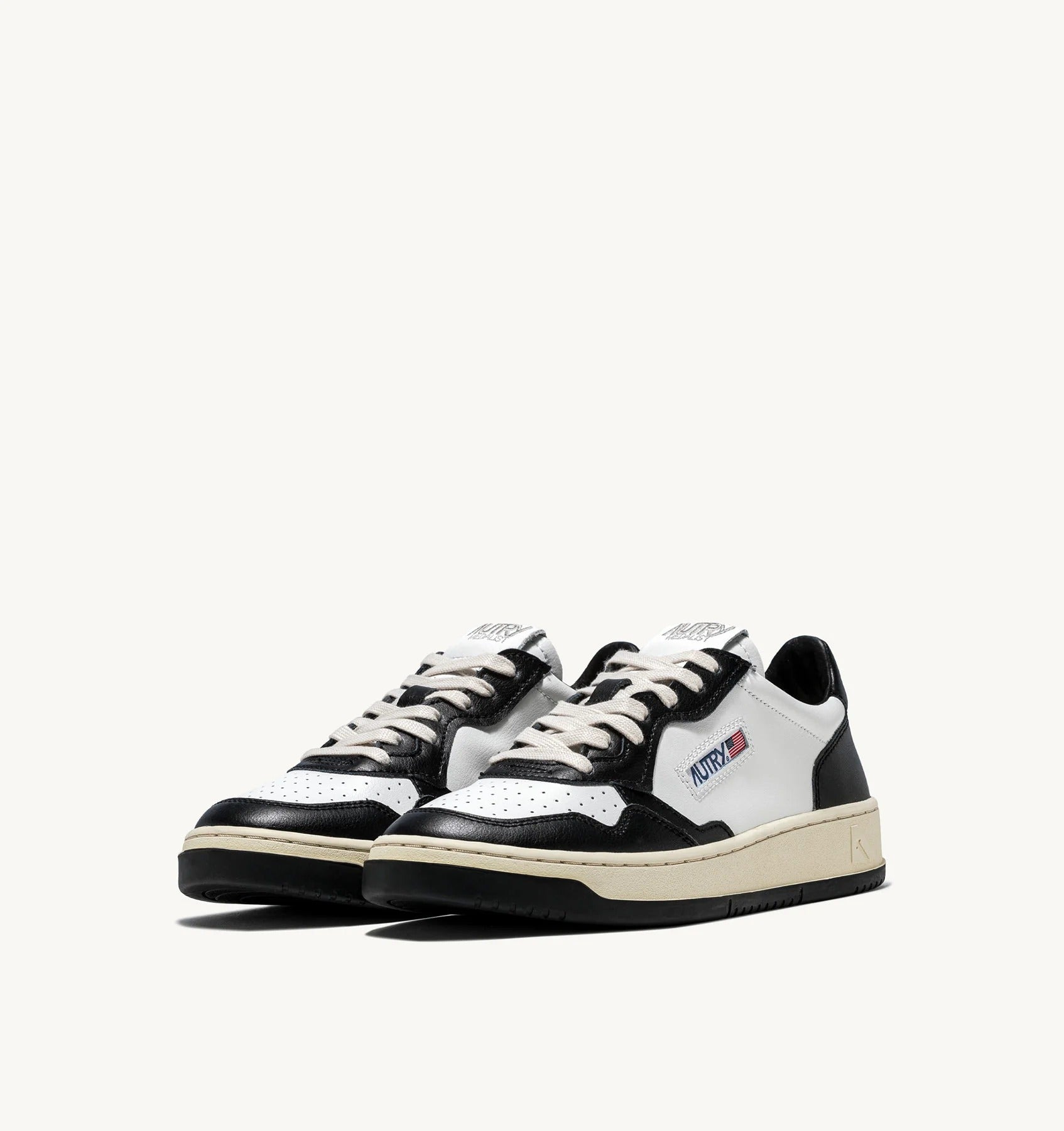 Autry Medalist Low AULM-WB01 Sneakers Uomo Bianco Nero
