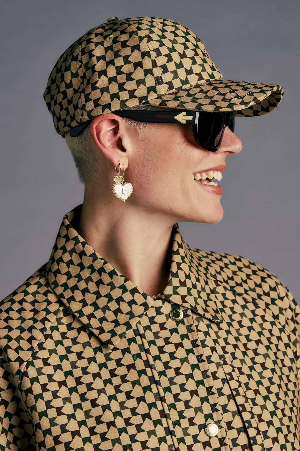 Karen Walker Monogram Check Cap cappellino cotone tan multi