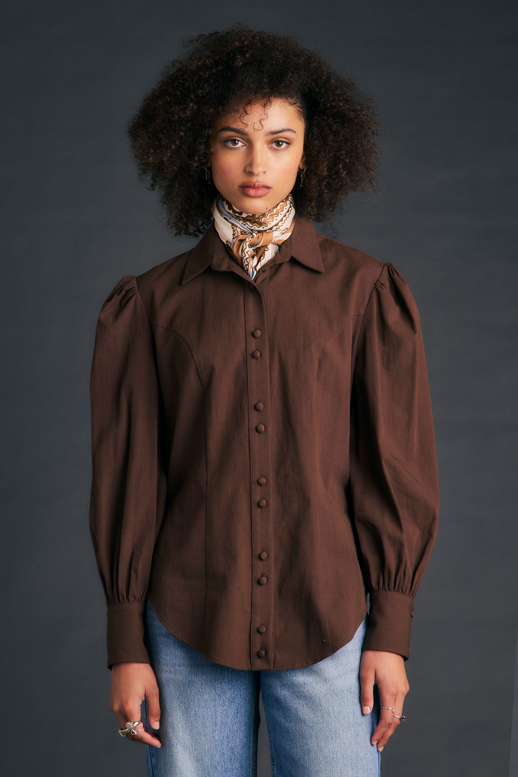 Karen Walker Premier Shirt camicia cioccolato cotone organico