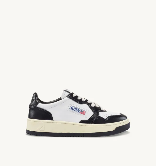Autry Medalist Low AULMWB01 sneakers donna bianco nero pelle