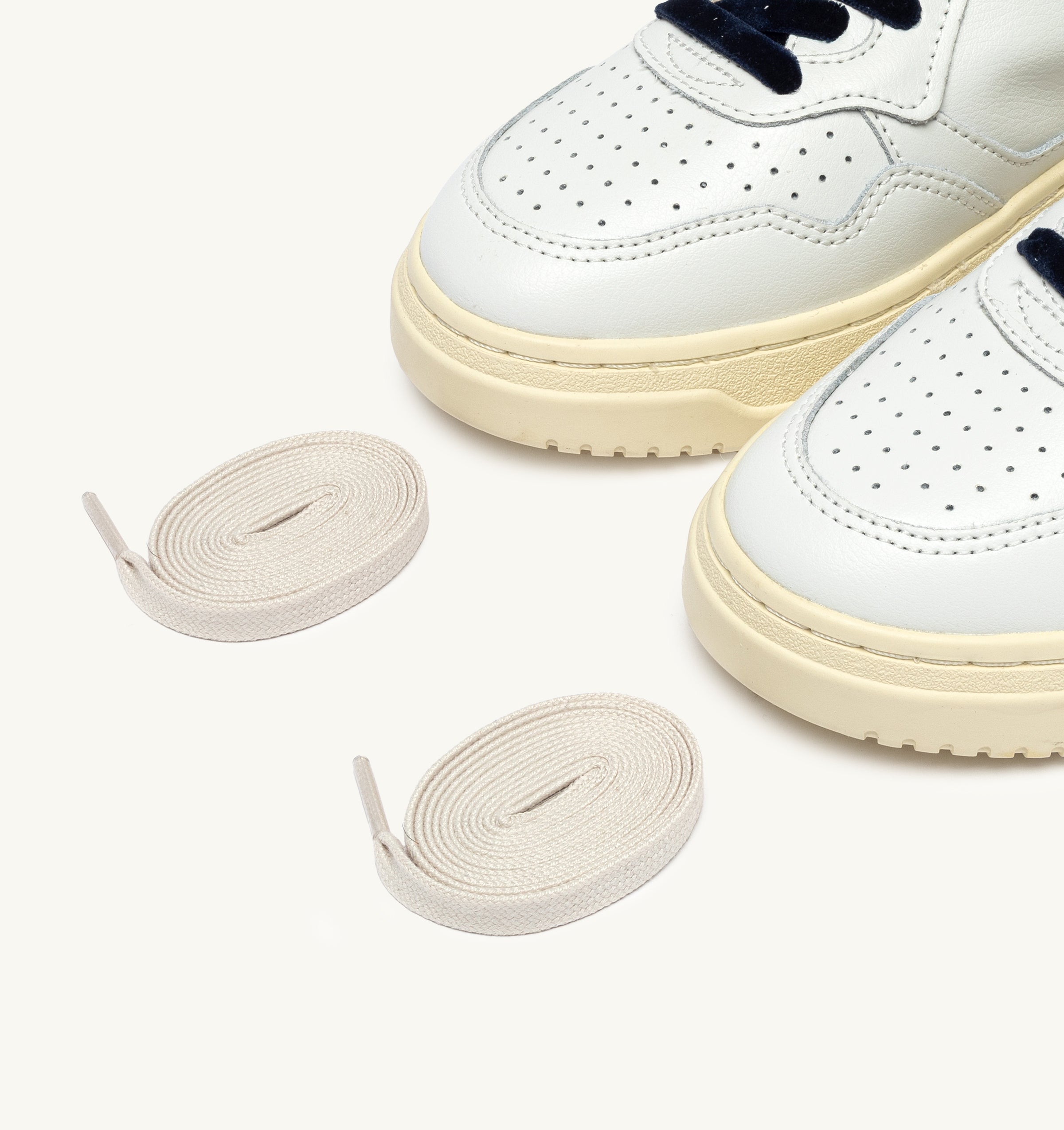 Autry Medalist Low AULW-VZ02 sneakers donna white navy pelle